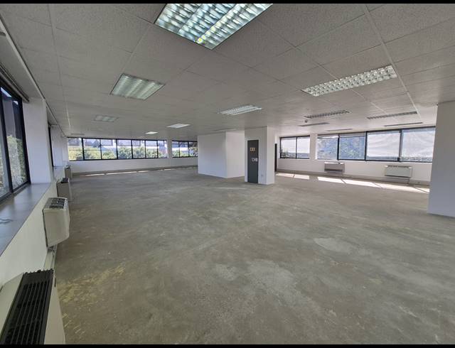 395M² OFFICE TO LET IN WOODMEAD